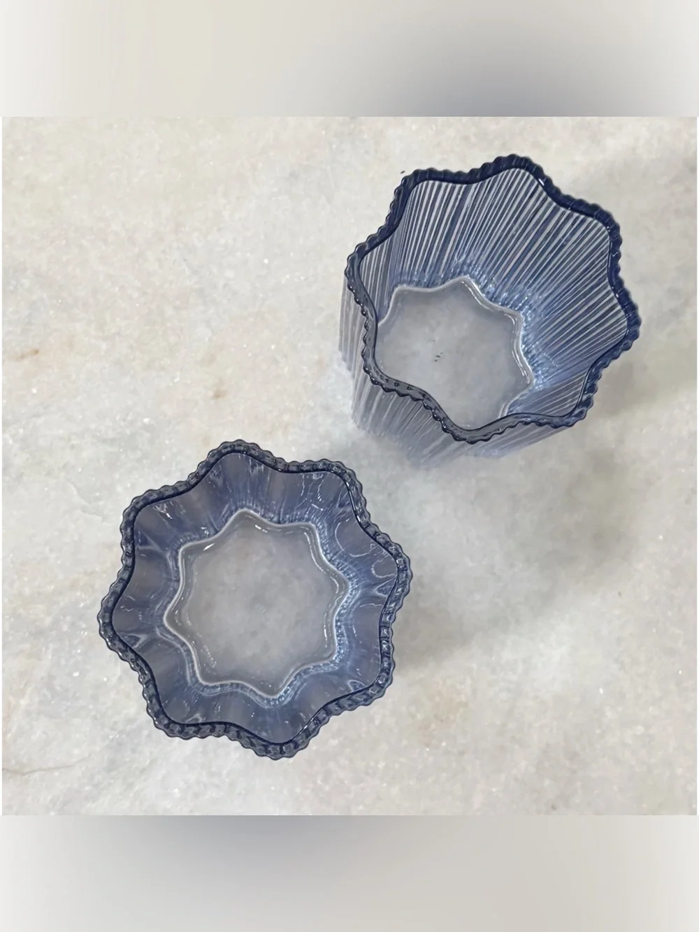 Glass Hause Set of 2 Ribbed Floral Shape Glasses 12 oz Blue